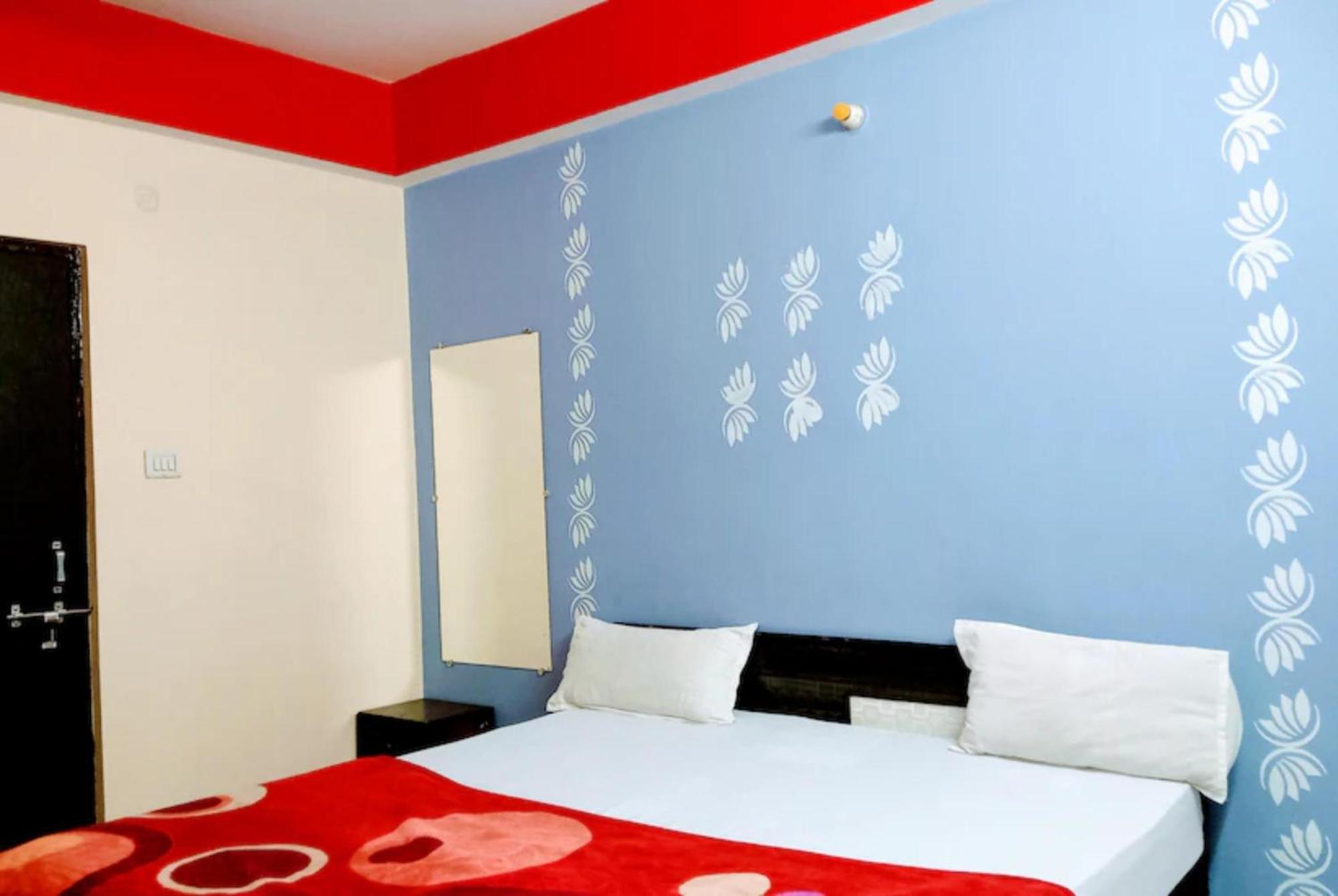 Goroomgo The Shivay Guest House Inn Varanasi Bagian luar foto